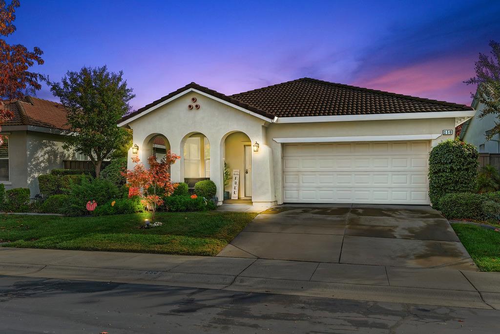 250 Pelican Bay Circle Sacramento, CA 95835 - Photo 61 of 71 a front view of a house with garden