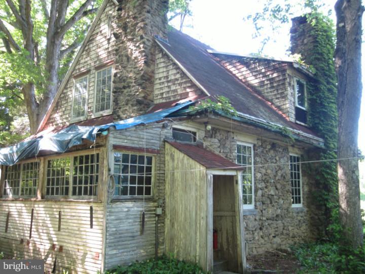 2646 Hill Road Reading, PA 19606 - Photo 11 of 13