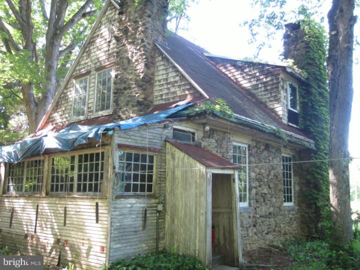 2646 Hill Road Reading, PA 19606 - Photo 6 of 13