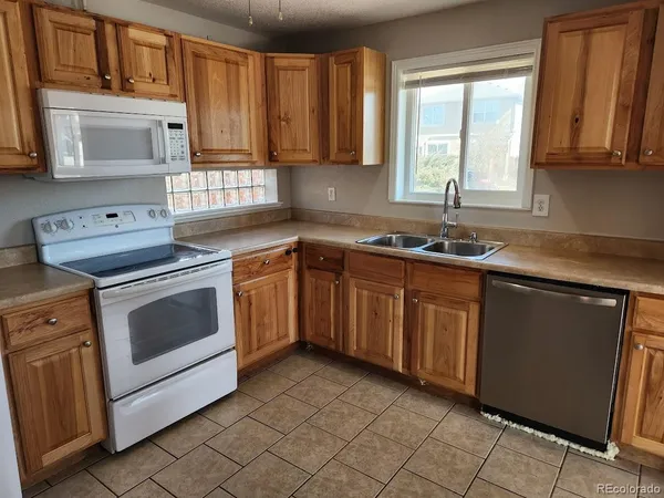 $330,000 | 5455 East 36th Avenue, Denver, CO 80207