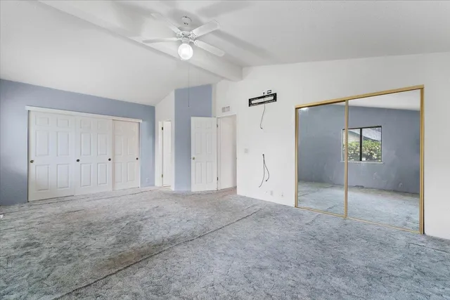 a view of empty room