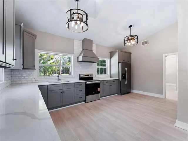 $600,000 | 1313 Driftwood Drive, North Fort Myers, FL 33903