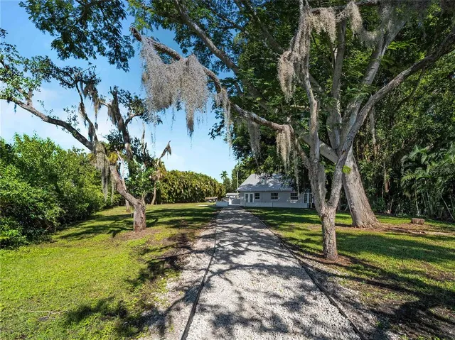 $600,000 | 1313 Driftwood Drive, North Fort Myers, FL 33903