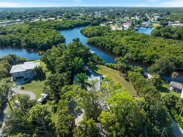 $600,000 | 1313 Driftwood Drive, North Fort Myers, FL 33903