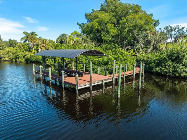 $600,000 | 1313 Driftwood Drive, North Fort Myers, FL 33903