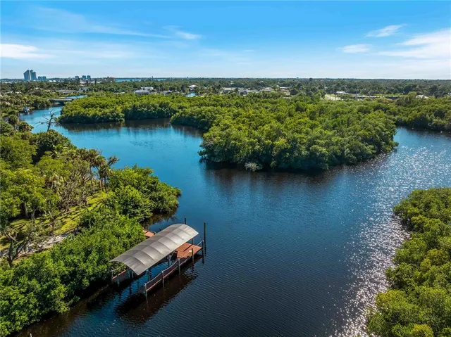 $600,000 | 1313 Driftwood Drive, North Fort Myers, FL 33903