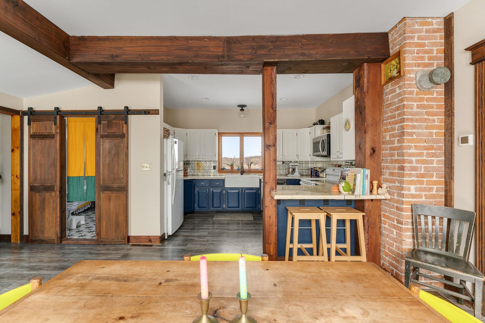 247 Highway 2 Grand Isle, VT 05458 - Photo 11 of 54