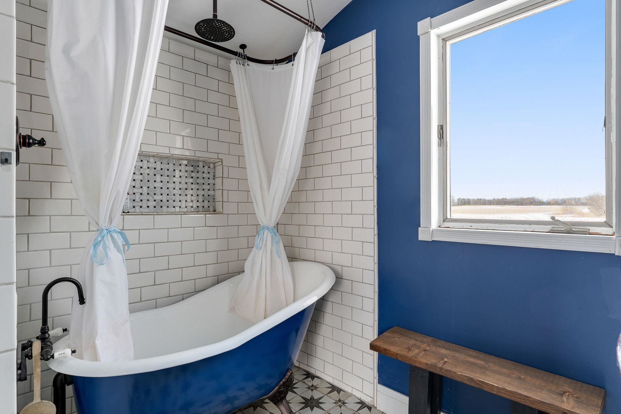 247 Highway 2 Grand Isle, VT 05458 - Photo 16 of 58