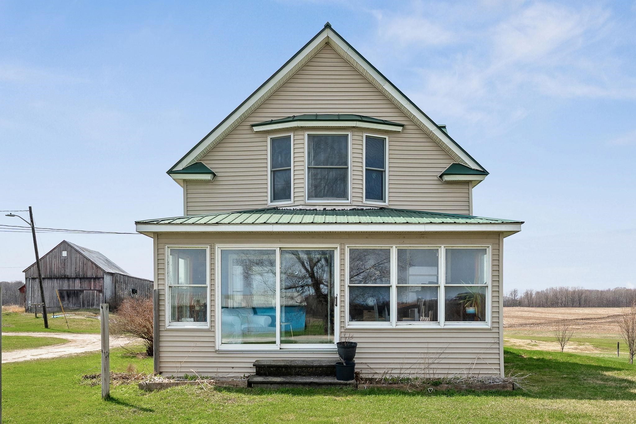 247 Highway 2 Grand Isle, VT 05458 - Photo 5 of 54