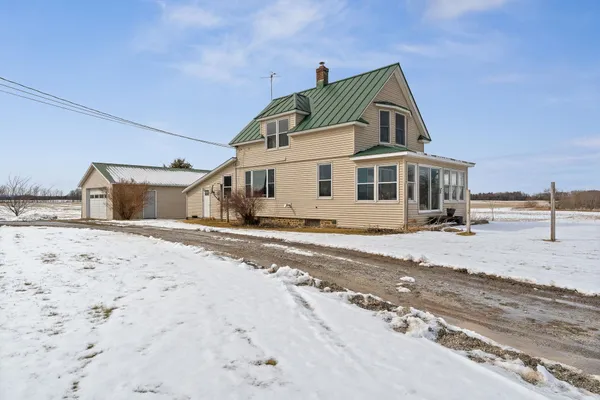 $399,000 | 247 Highway 2, Grand Isle, VT 05458