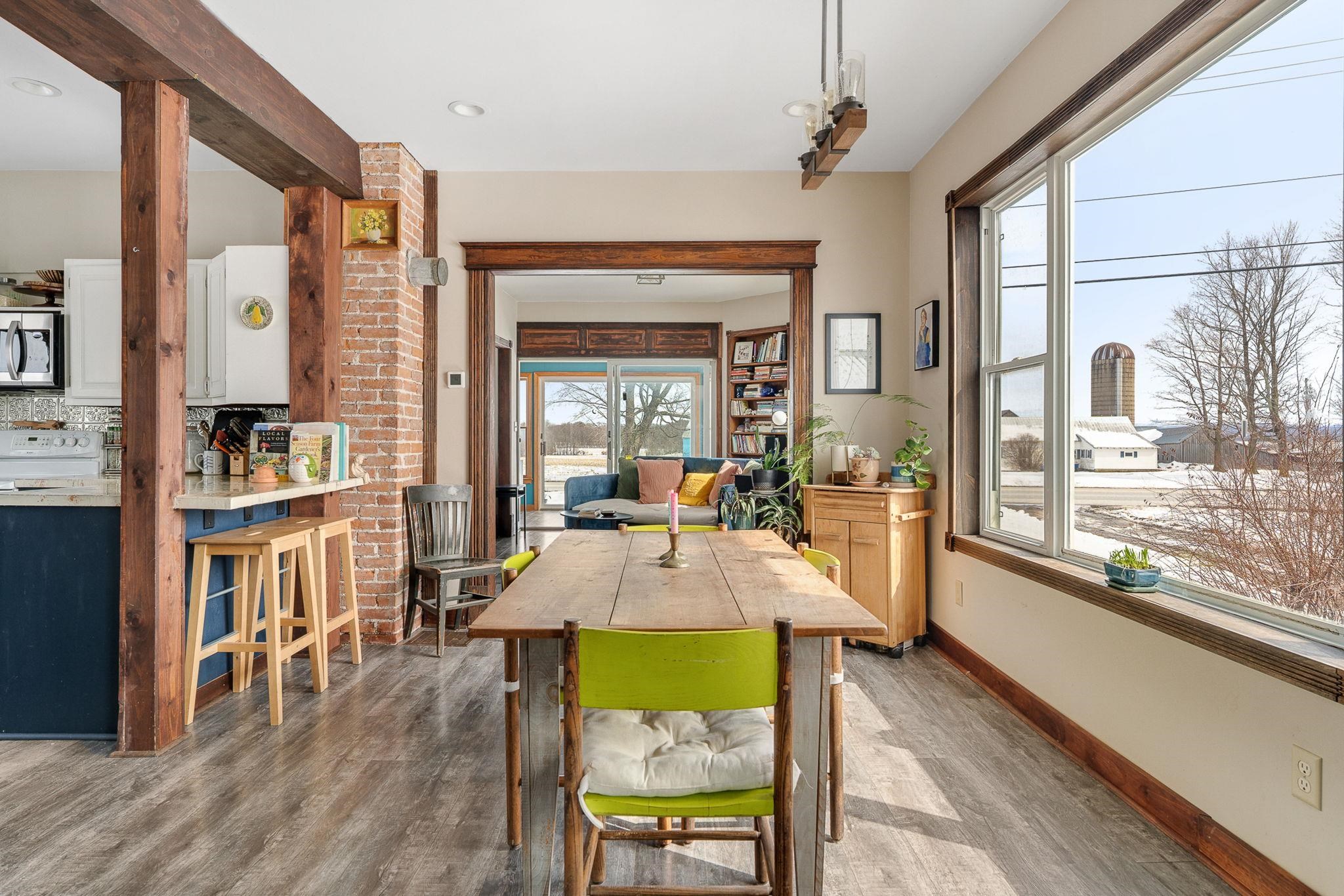 247 Highway 2 Grand Isle, VT 05458 - Photo 7 of 58