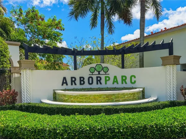 $3,000 | 6011 Woods Edge Circle, Unit 6011, Palm Beach Gardens, FL 33410