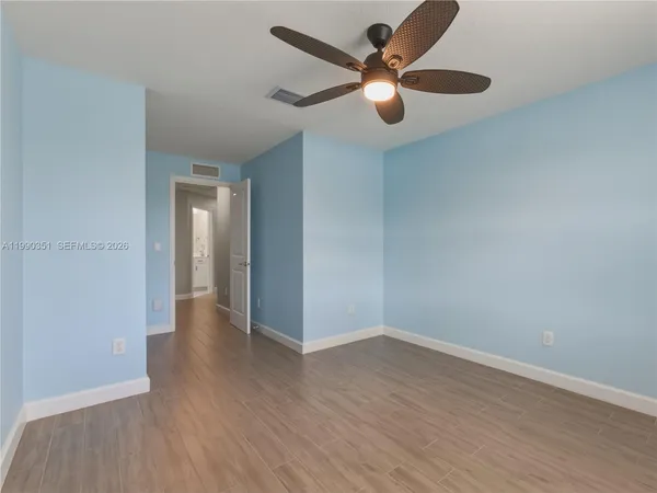 $3,000 | 6011 Woods Edge Circle, Unit 6011, Palm Beach Gardens, FL 33410