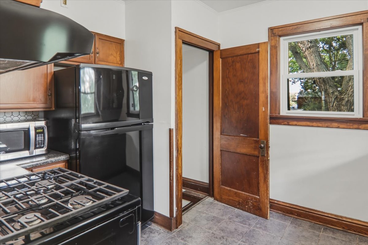 708 Dale Street Normal, IL 61761 - Photo 9 of 29