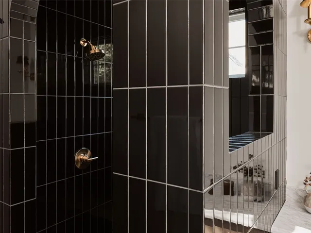 $1,150,000 | 610 Allen Street, Unit 1, Austin, TX 78702