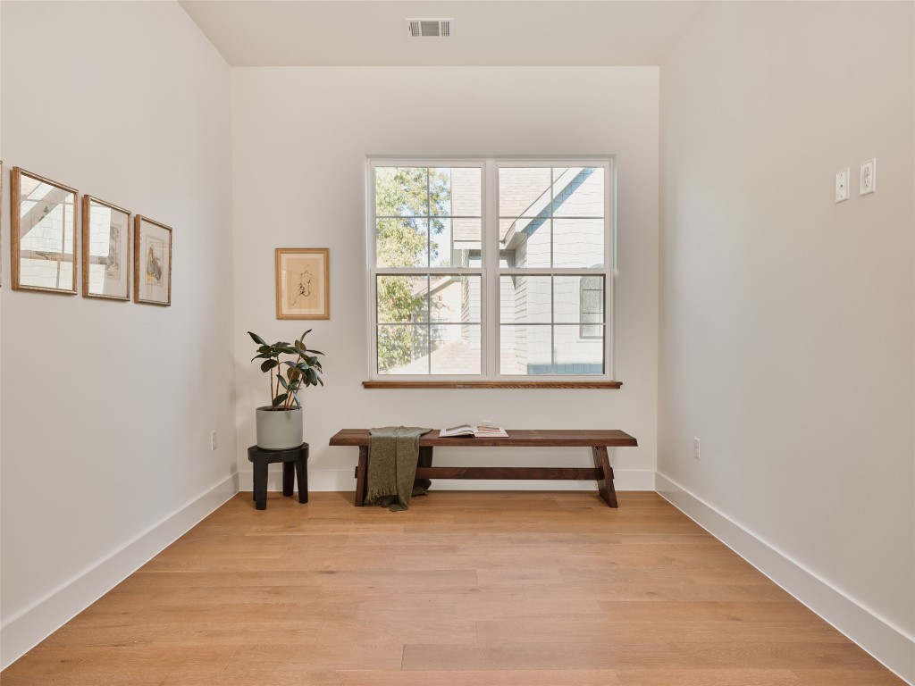 610 Allen Street, Unit 1 Austin, TX 78702 - Photo 21 of 32