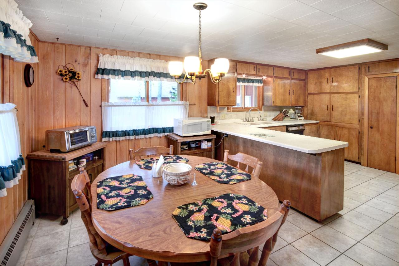 1885 Scattering Rice Lake Road Eagle River, WI 54521 - Photo 7 of 24 Gallery Image 7