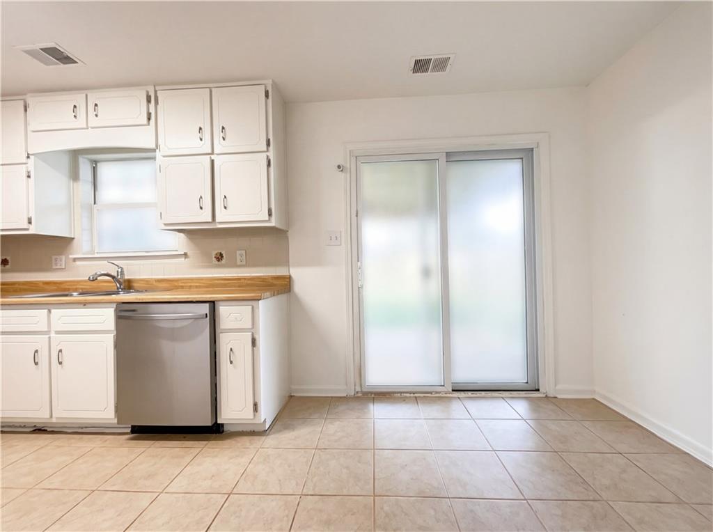 227 Brown Acres Road Griffin, GA 30224 - Photo 13 of 32