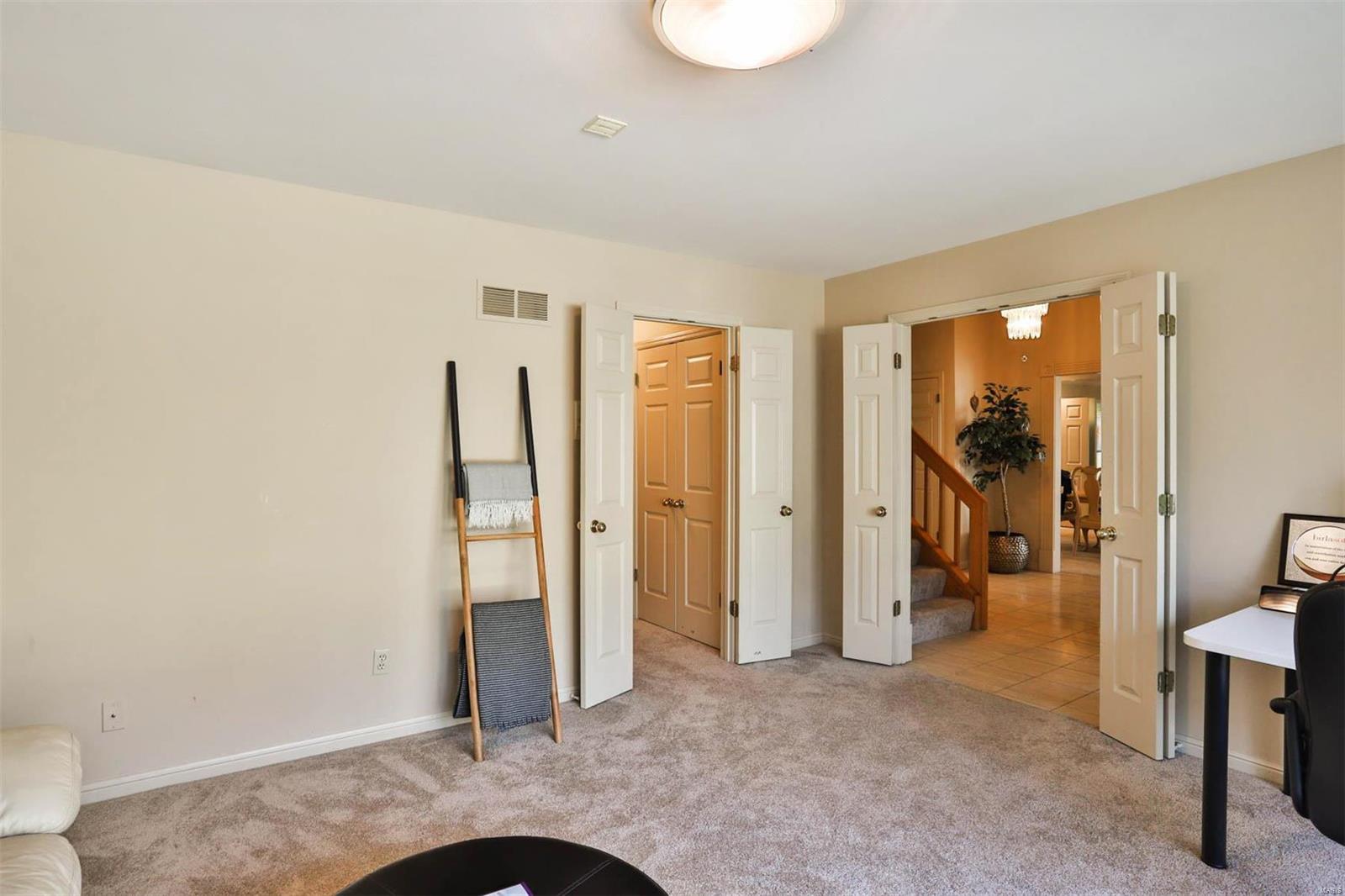 14060 Ladue Road Chesterfield, MO 63017 - Photo 11 of 54 Gallery Image 11