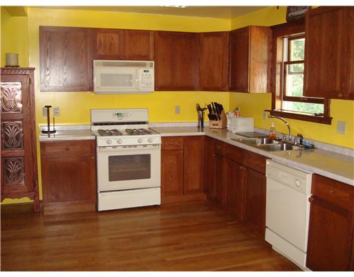 100 Noblestown Road Carnegie, PA 15106 - Photo 2 of 18 Kitchen.