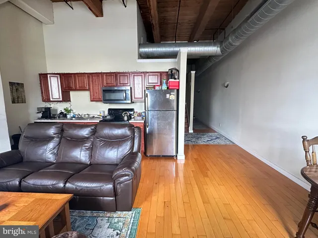 $299,900 | 1010 Arch Street, Unit 603, Philadelphia, PA 19107
