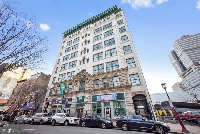 $299,900 | 1010 Arch Street, Unit 603, Philadelphia, PA 19107