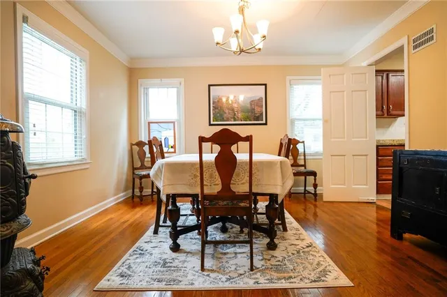 $349,000 | 6501 Charlotte Street, Kansas City, MO 64131