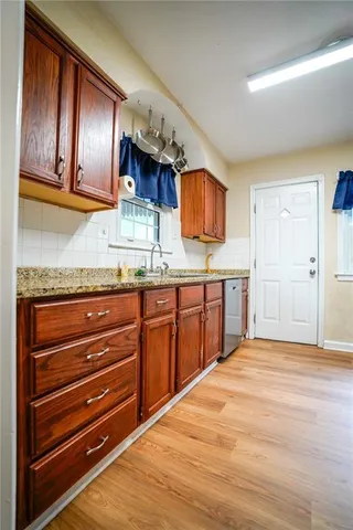 $349,000 | 6501 Charlotte Street, Kansas City, MO 64131