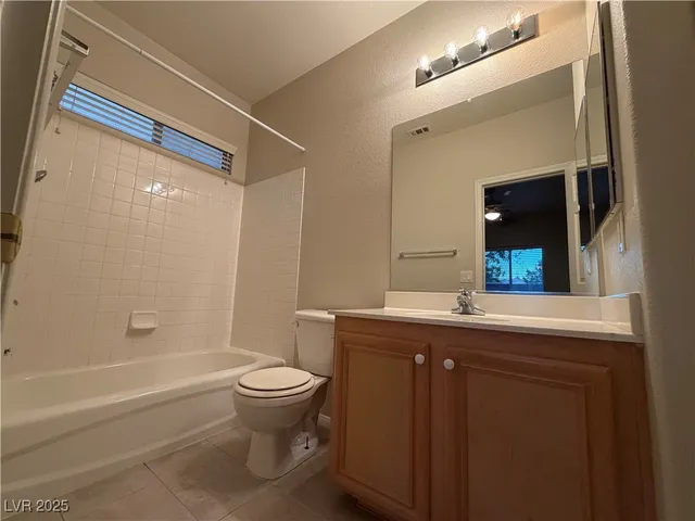 $1,950 | 10616 Calico Pines Avenue, Las Vegas, NV 89135