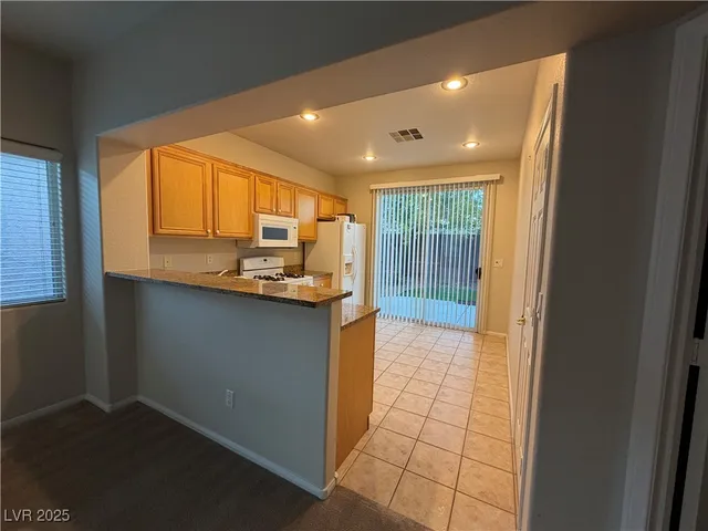$1,950 | 10616 Calico Pines Avenue, Las Vegas, NV 89135