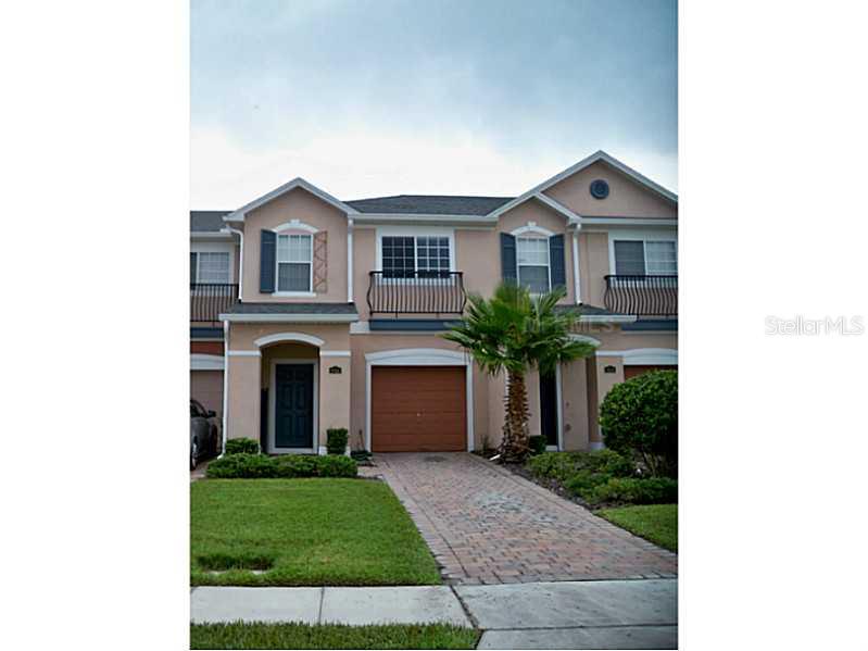 918 Spring Harvest Court Orlando, FL 32828 - Photo 1 of 1 Exterior Front - Brick Pavered Driveway.