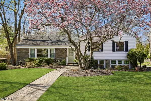 $795,000 | 51 Edgewood Avenue, West Orange, NJ 07052