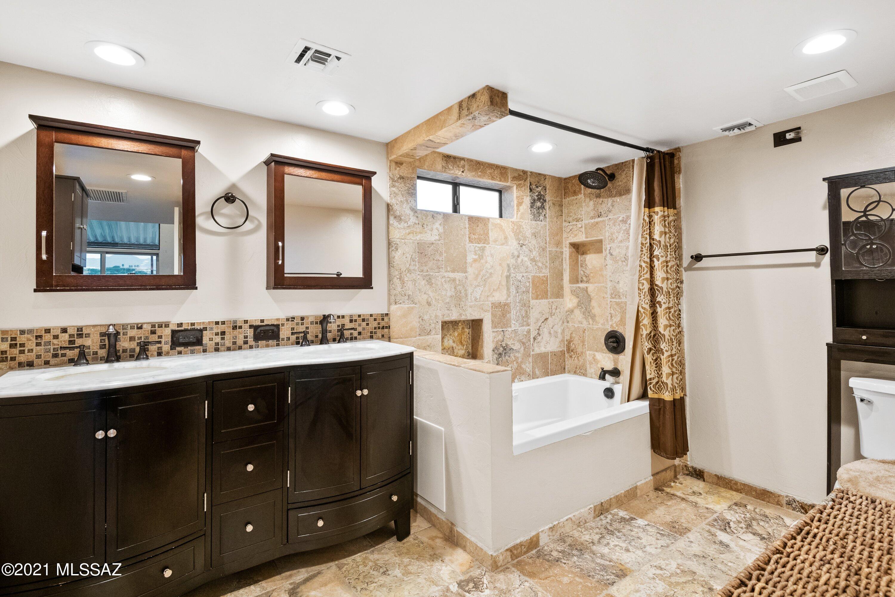 5387 East River Road Tucson, AZ 85718 - Photo 21 of 34 Gallery Image 21