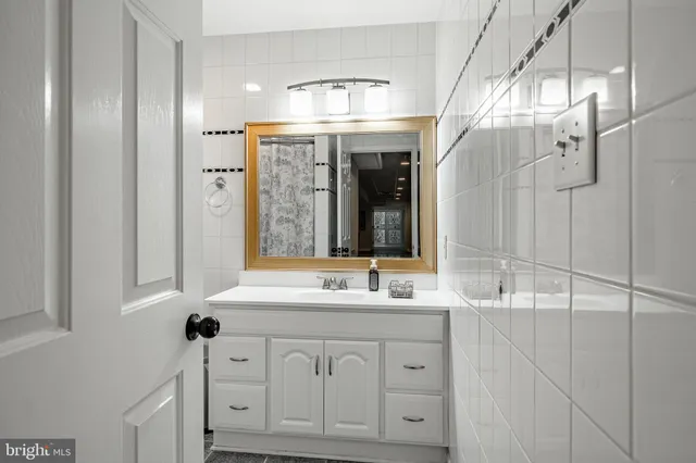 $1,650,000 | 4 Amanda Lane, West Chester, PA 19380