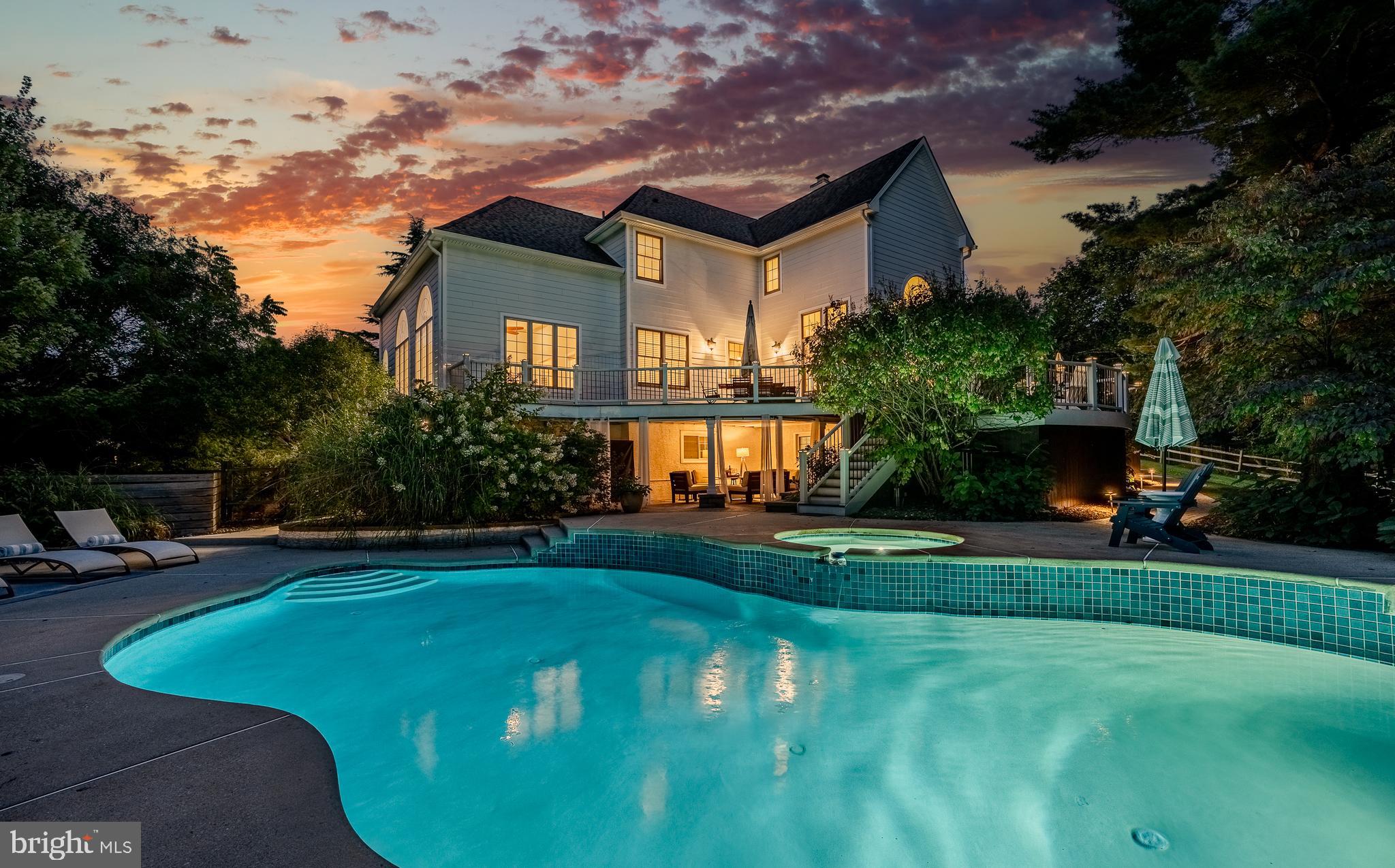 4 Amanda Lane West Chester, PA 19380 - Photo 90 of 108 a front view of a house with garden