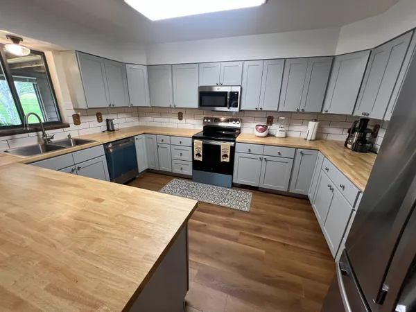 $419,900 | 4120 Torey Pines Court, Riverton, WY 82501