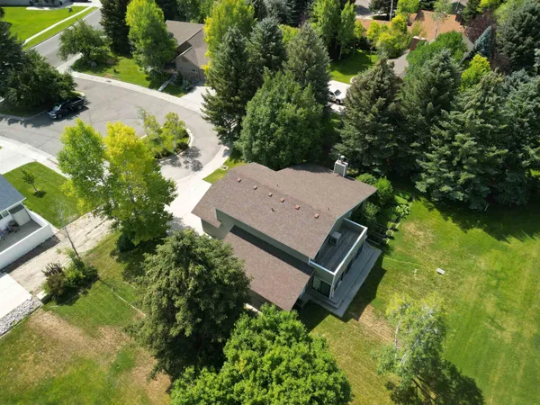 $419,900 | 4120 Torey Pines Court, Riverton, WY 82501