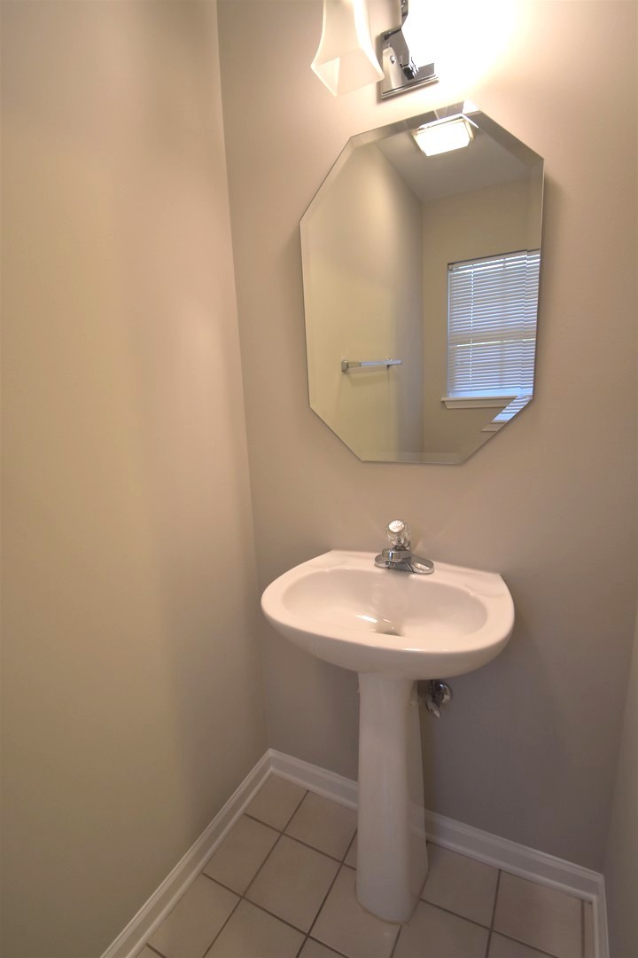 846 Old Checker Road Buffalo Grove, IL 60089 - Photo 10 of 21