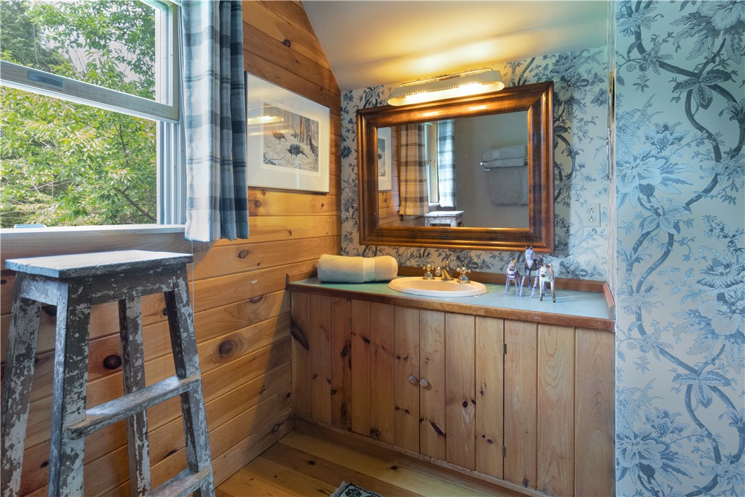 1677 Long Point Beach Road Torrey, NY 14527 - Photo 39 of 42 Primary Suite Bathroom