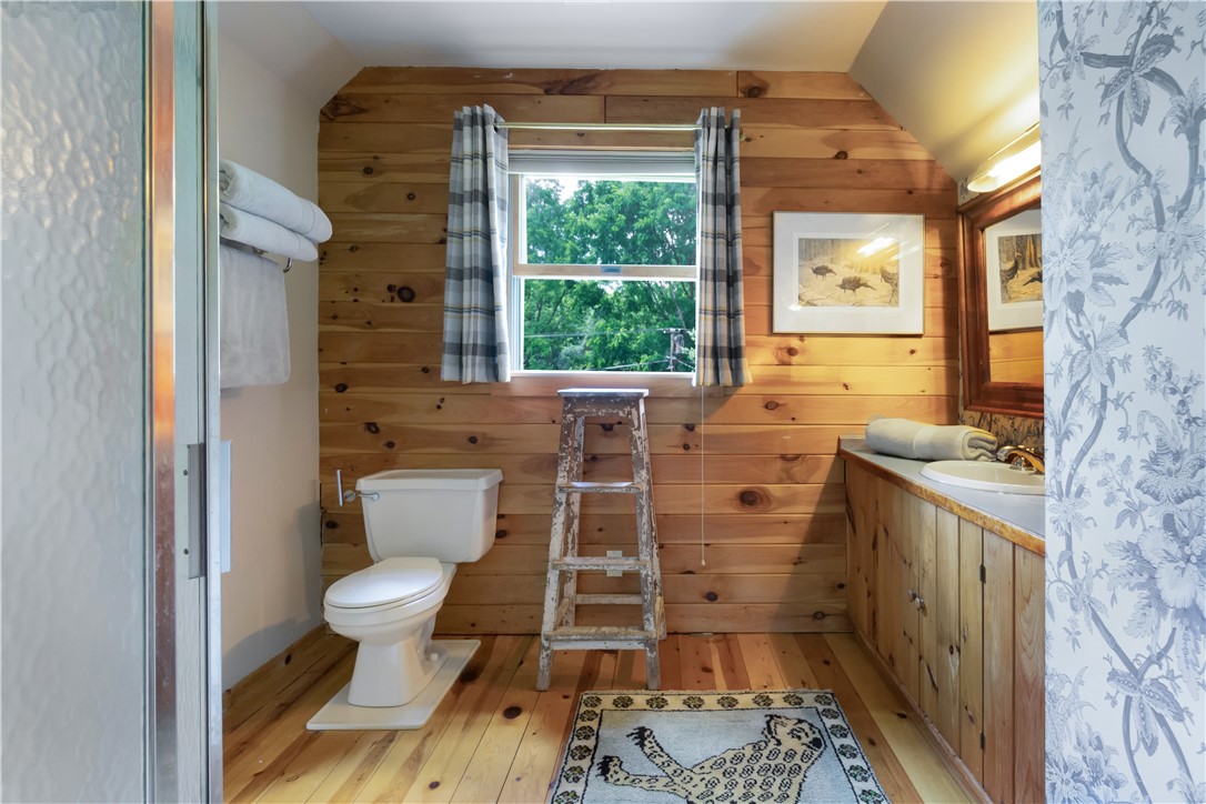 1677 Long Point Beach Road Torrey, NY 14527 - Photo 40 of 42 Primary Suite Bathroom