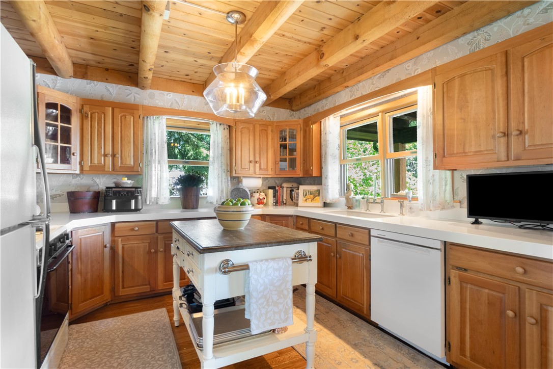 1677 Long Point Beach Road Torrey, NY 14527 - Photo 7 of 42