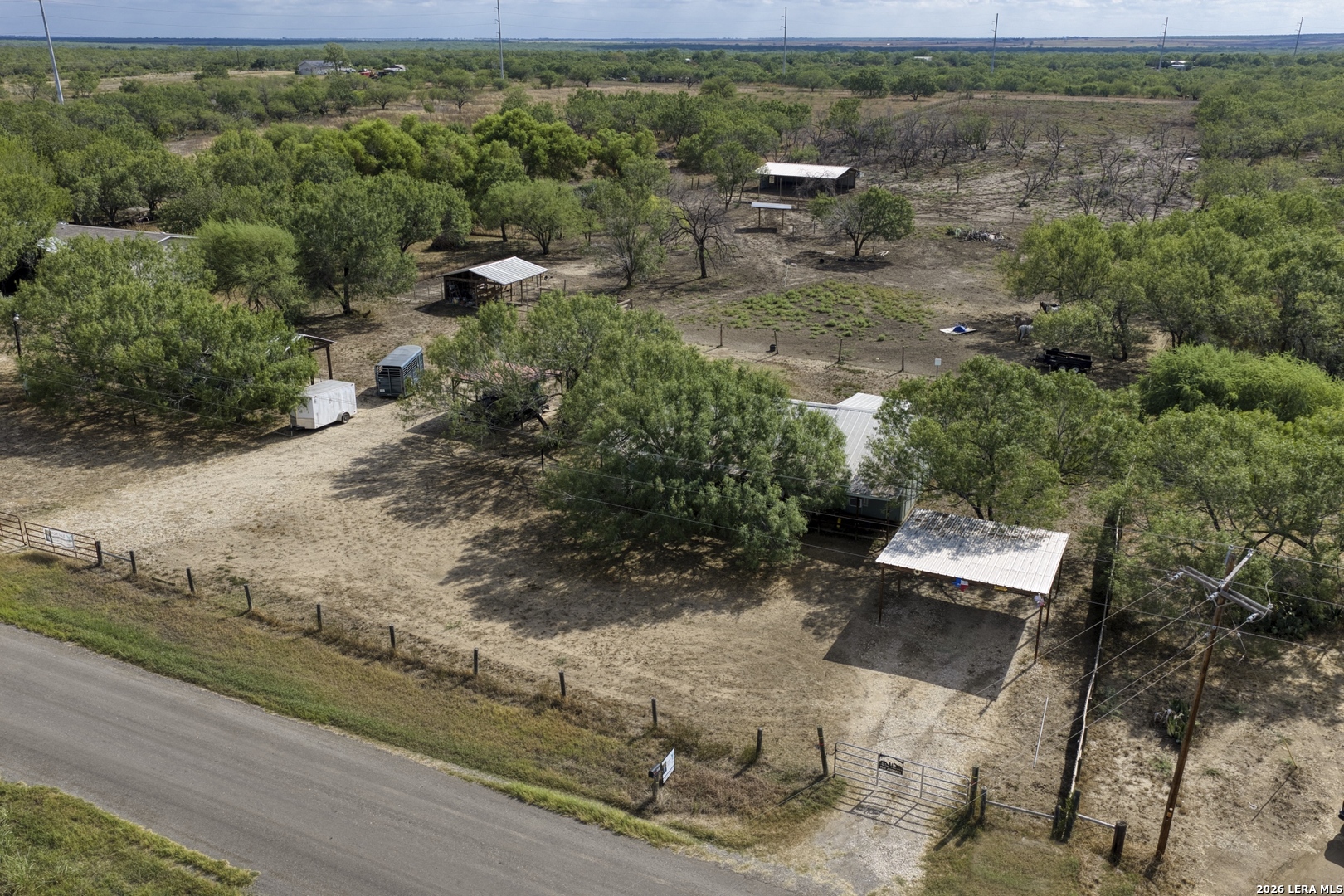 6820 Coughran Road Pleasanton, TX 78064 - Photo 32 of 37 Gallery Image 32