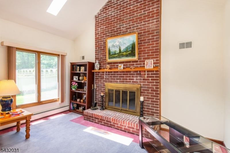 34 Silver Spring Court East Hanover, NJ 07936 - Photo 12 of 40
