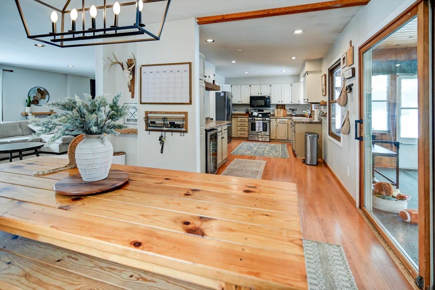 21 Meadowlark Drive Madison, WI 53714 - Photo 11 of 55