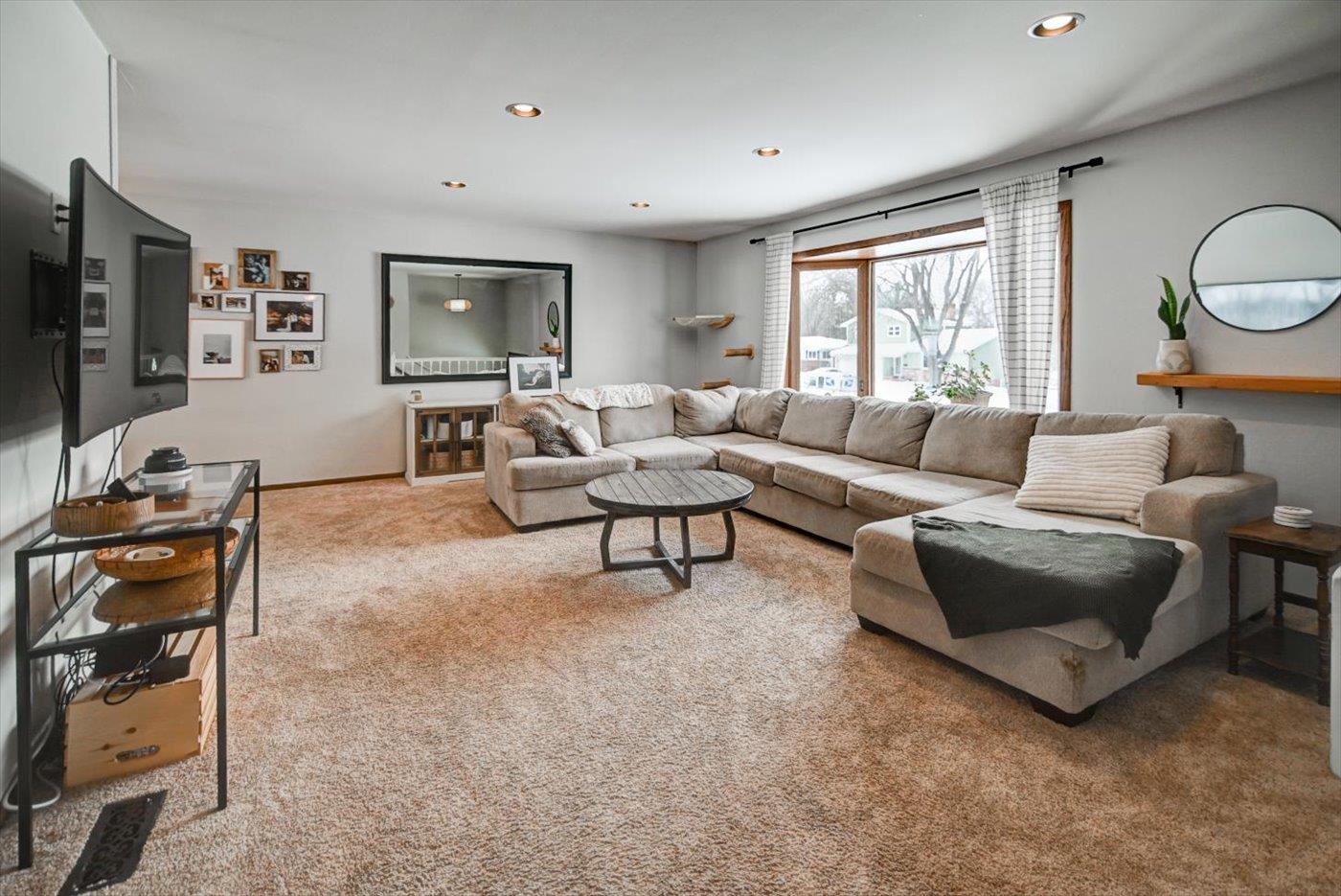 21 Meadowlark Drive Madison, WI 53714 - Photo 6 of 55