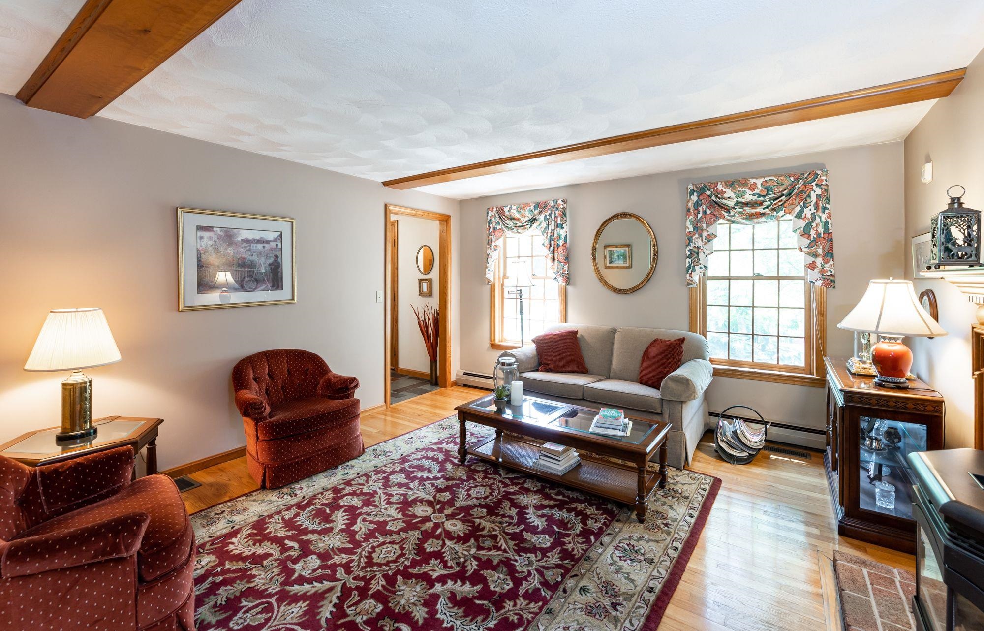138 Kendall Pond Road Windham, NH 03087 - Photo 12 of 37