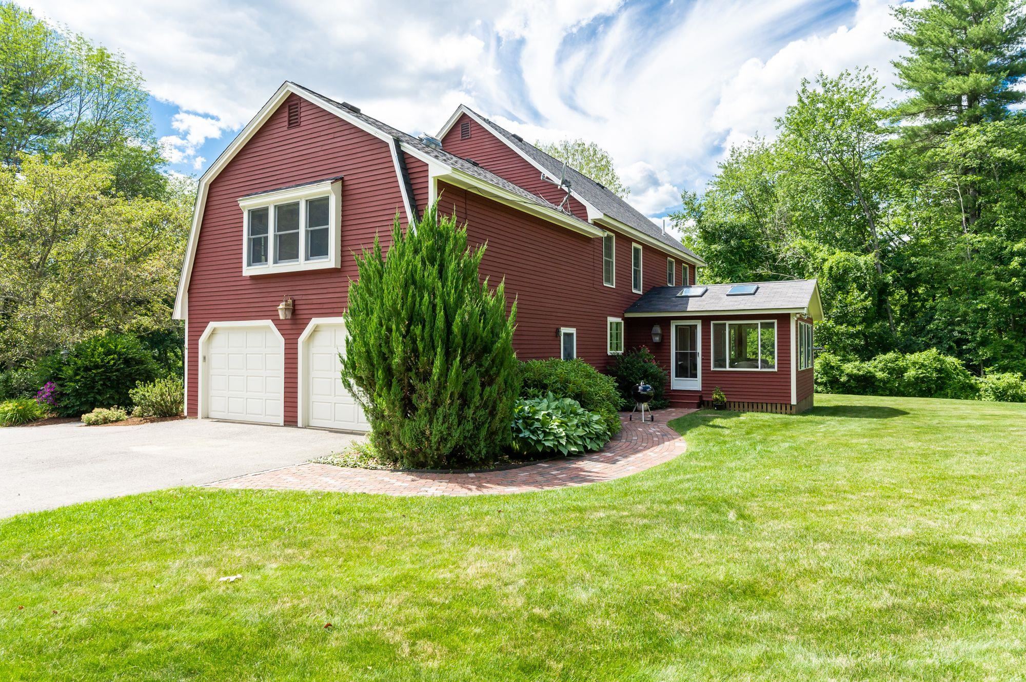 138 Kendall Pond Road Windham, NH 03087 - Photo 33 of 37
