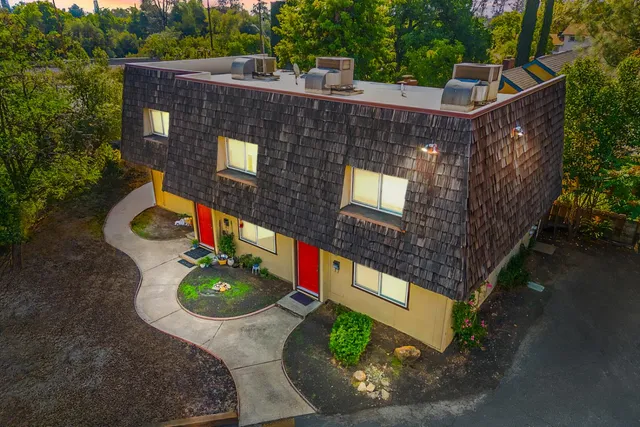 $495,000 | 2429 Court Street, Redding, CA 96001