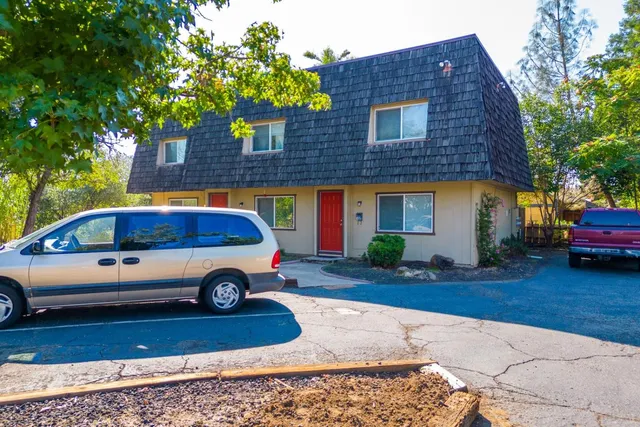 $495,000 | 2429 Court Street, Redding, CA 96001