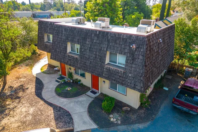 $495,000 | 2429 Court Street, Redding, CA 96001